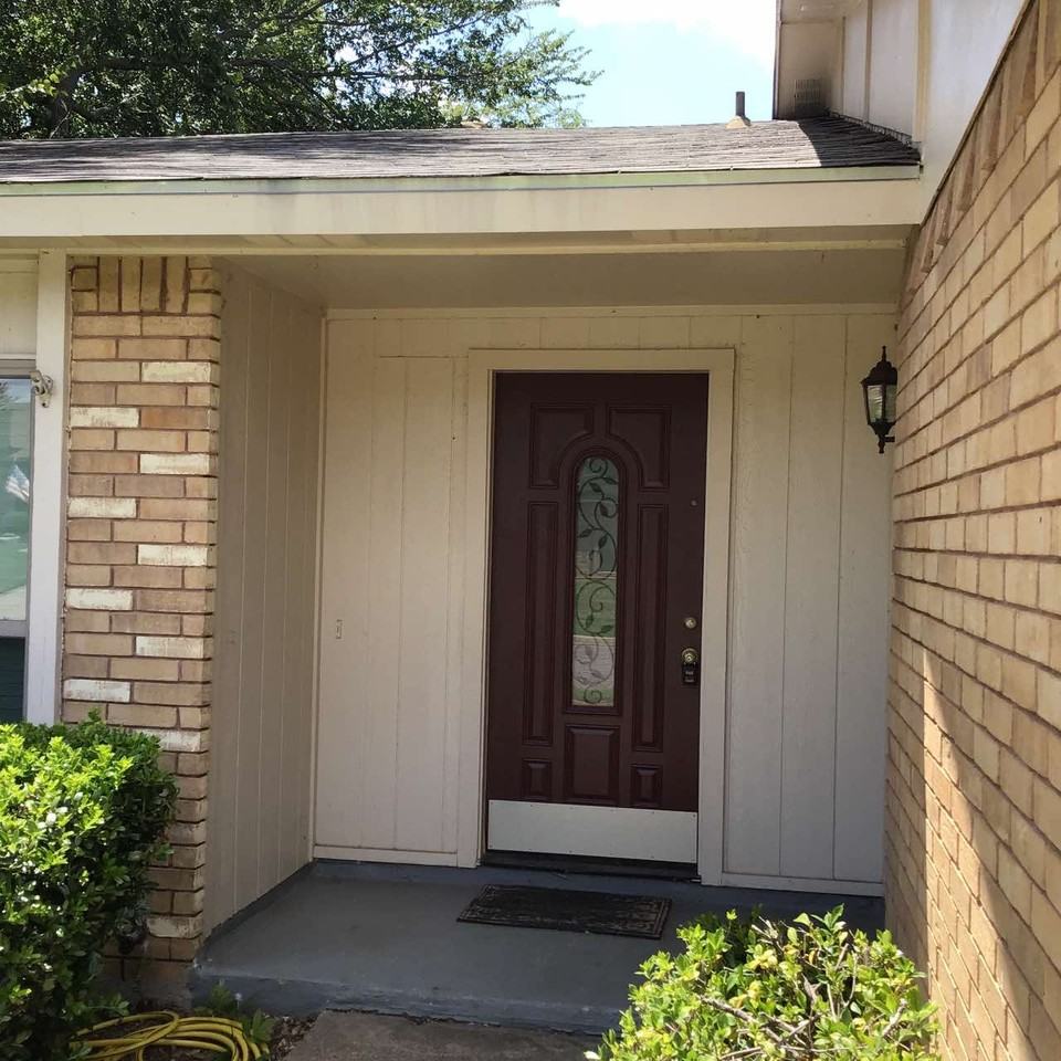 2622 Meadowview Dr #1 - Photo 2 of 26