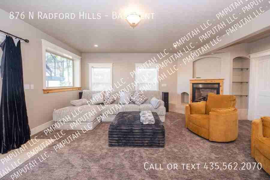 876 N Radford Ln #BS - Photo 3 of 24