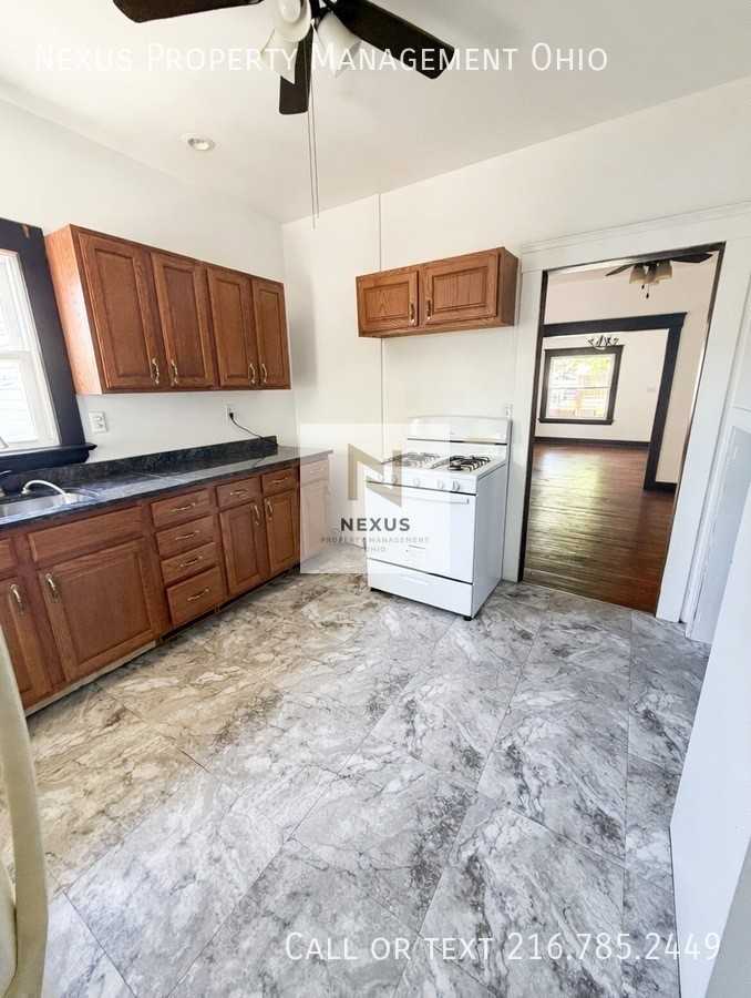 10609 Bernard Ave #1DOWN - Photo 5 of 11
