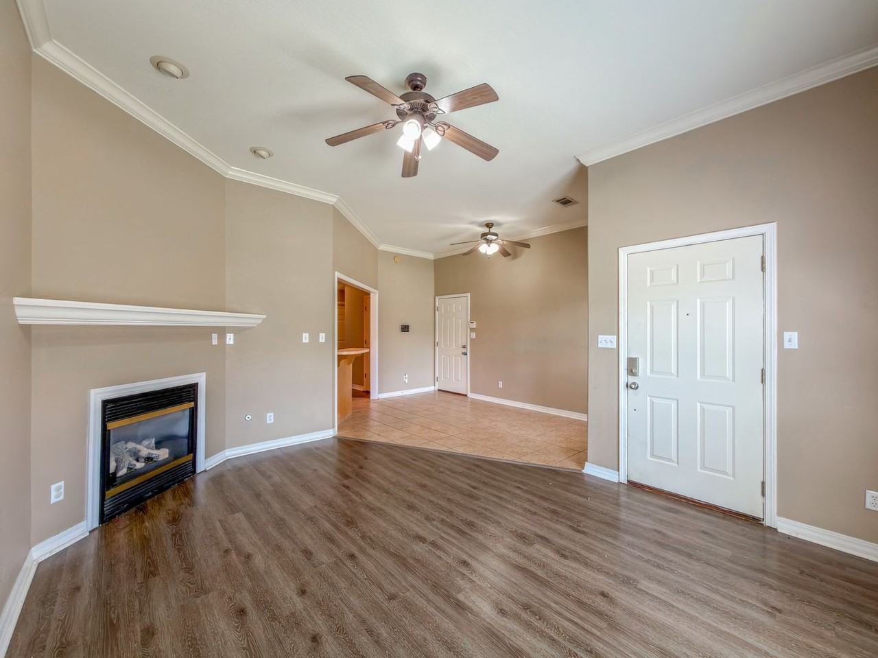 2807 Fairway Hamlet Ct - Photo 2 of 16