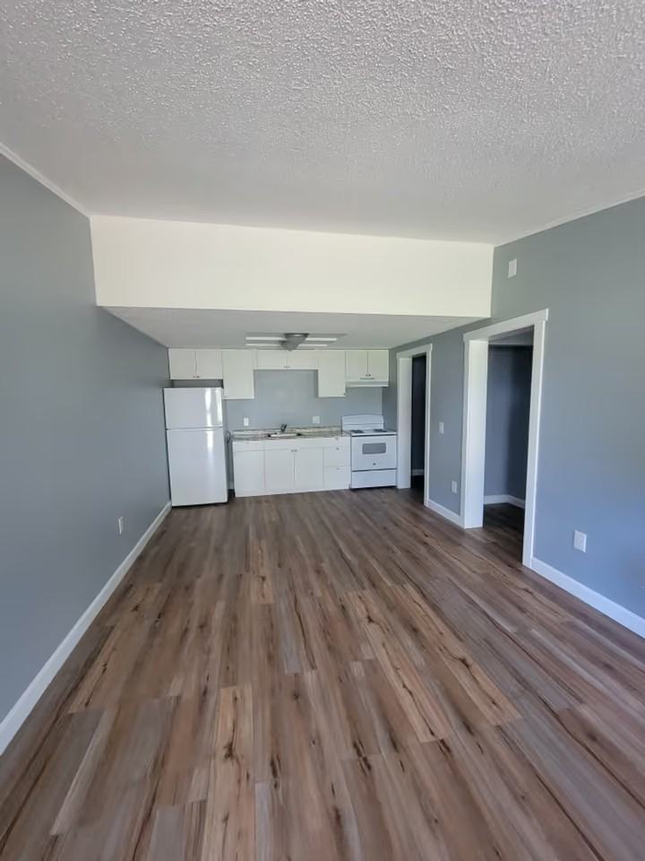 Apollo Beach Villa - Photo 2 of 3