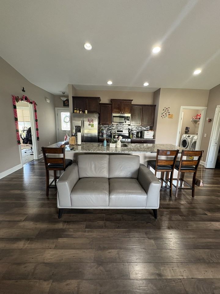 5668 Prairie Grass Dr - Photo 5 of 34