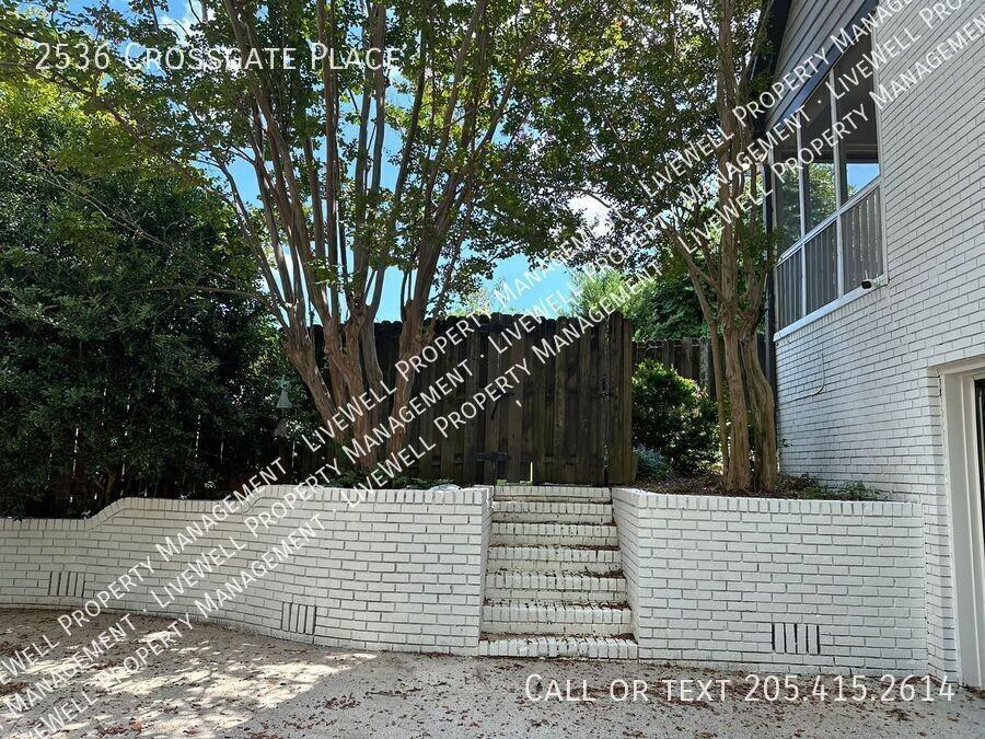 2536 Crossgate Pl - Photo 5 of 39