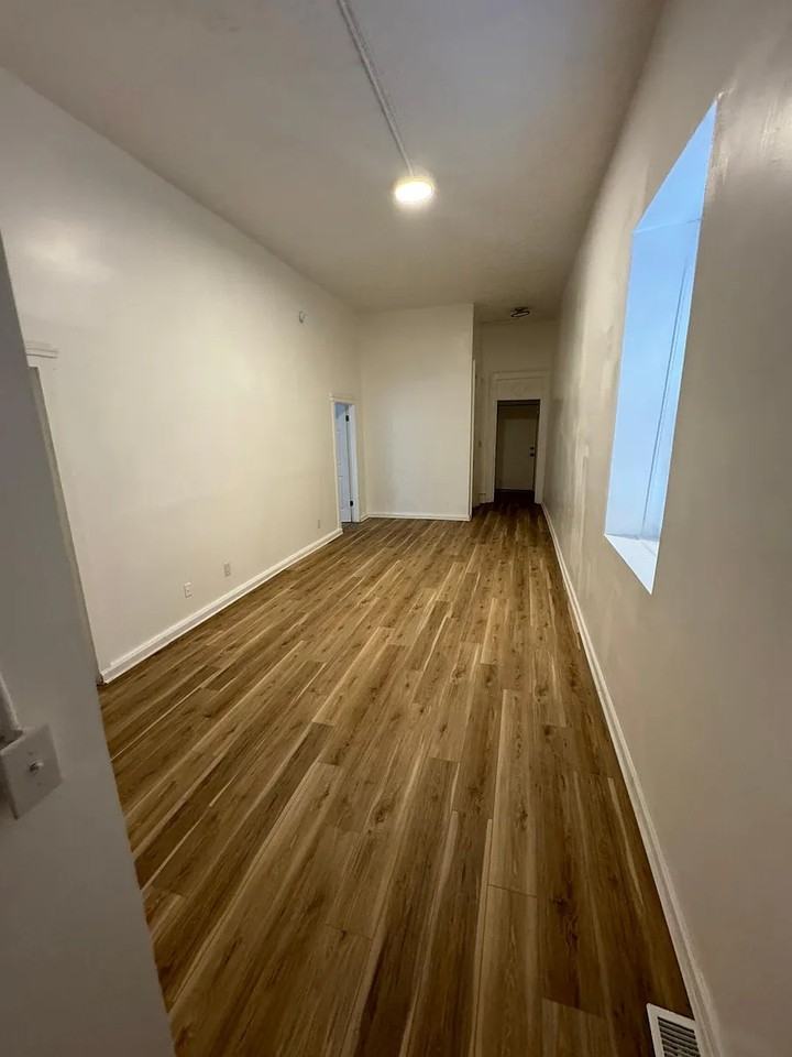 3107 Portland Ave #2 - Photo 6 of 8