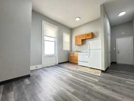 1526 N 18th St #2R - Photo 1 of 1