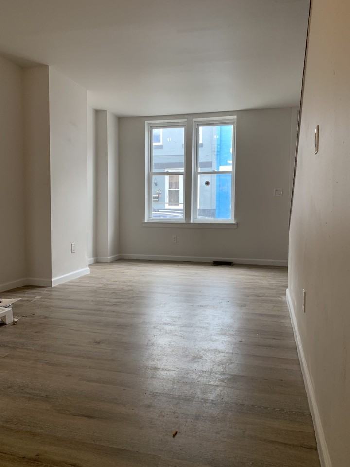 3148 N 7th St - Photo 7 of 7