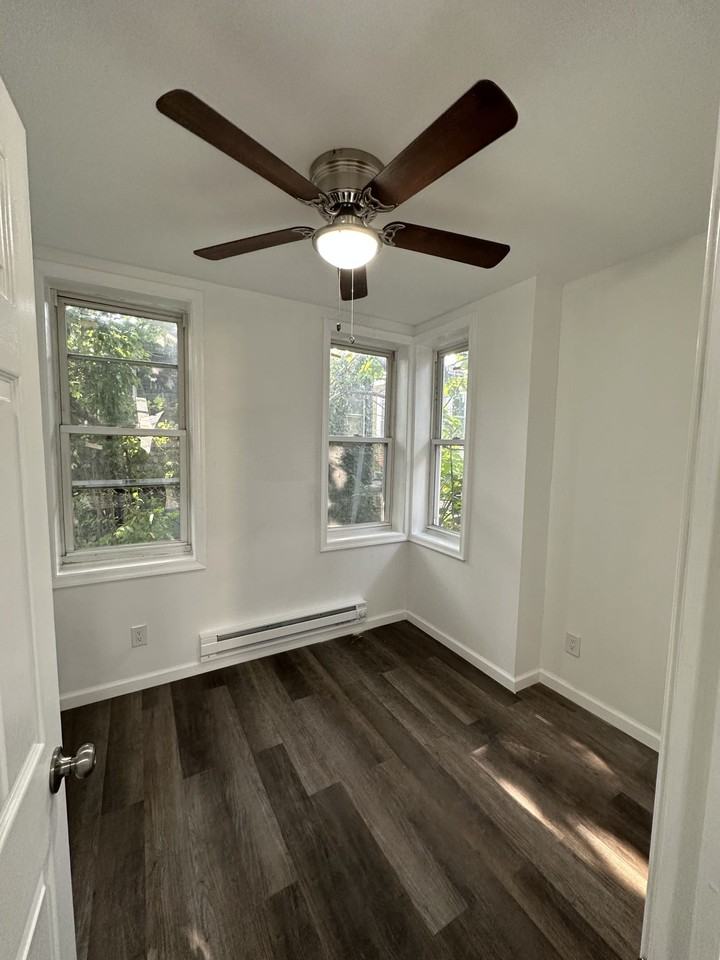 2424 N Bancroft St - Photo 4 of 6