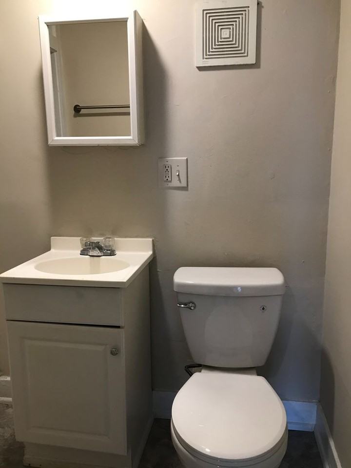 402 S 4th St #5 - Photo 5 of 6