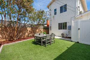 featured image of 3-03. 3720 - 3722 Ben Street #3722