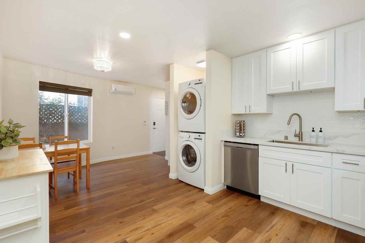 3-03. 3720 - 3722 Ben Street #3722 - Photo 4 of 31
