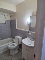 featured image of E Davison St #8
