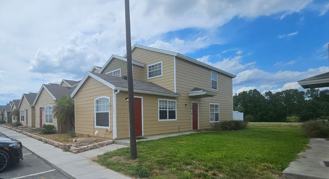 601 Washington Palm Loop #B - Photo 1 of 1