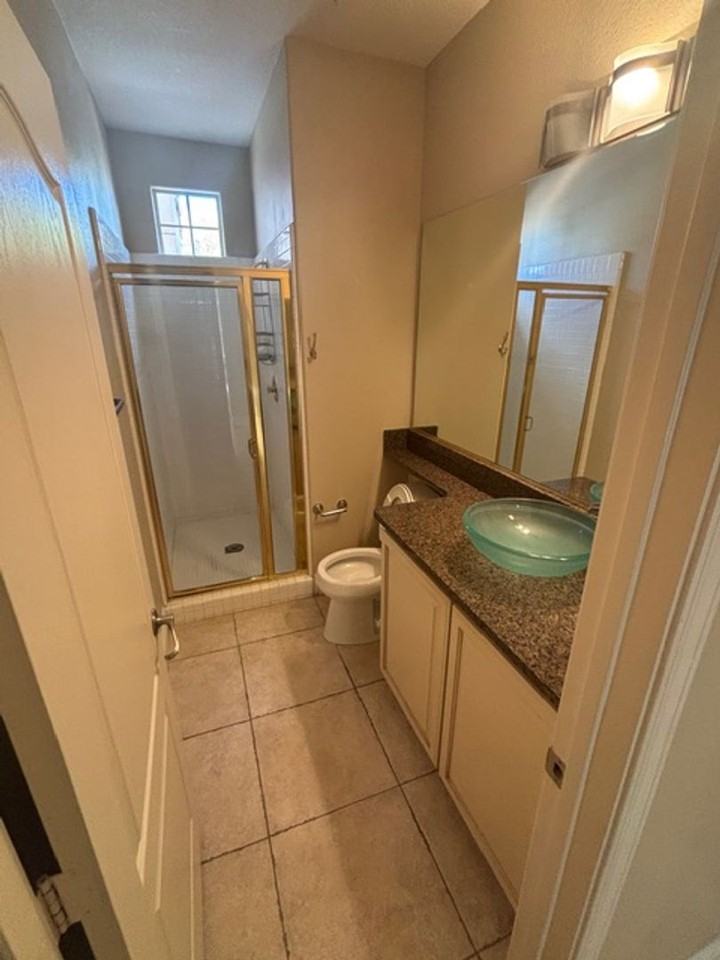 2929 Sterling Cove Dr - Photo 6 of 17