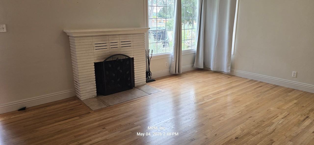 2707 Vine St - Photo 6 of 13