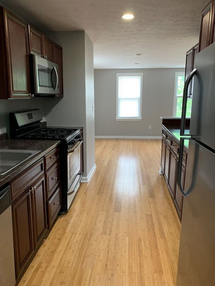 1902 Baldauf St - Photo 2 of 17