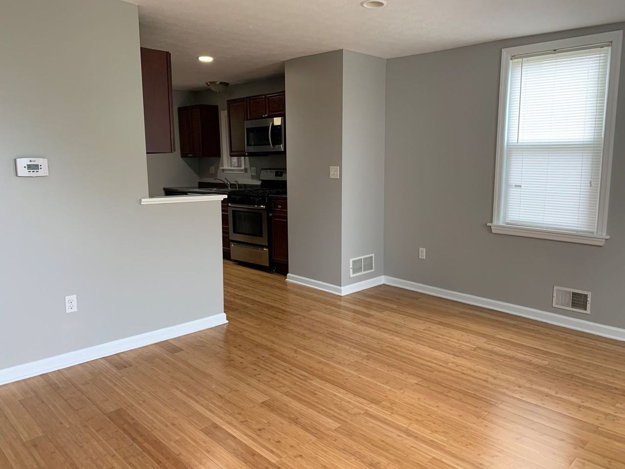 1902 Baldauf St - Photo 4 of 17