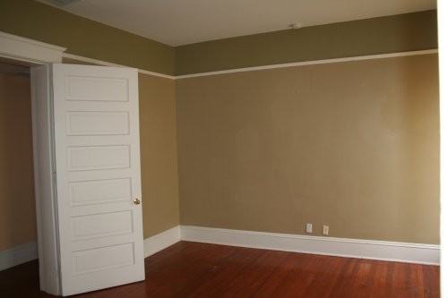 208 North Washington Street #303 - Photo 3 of 9