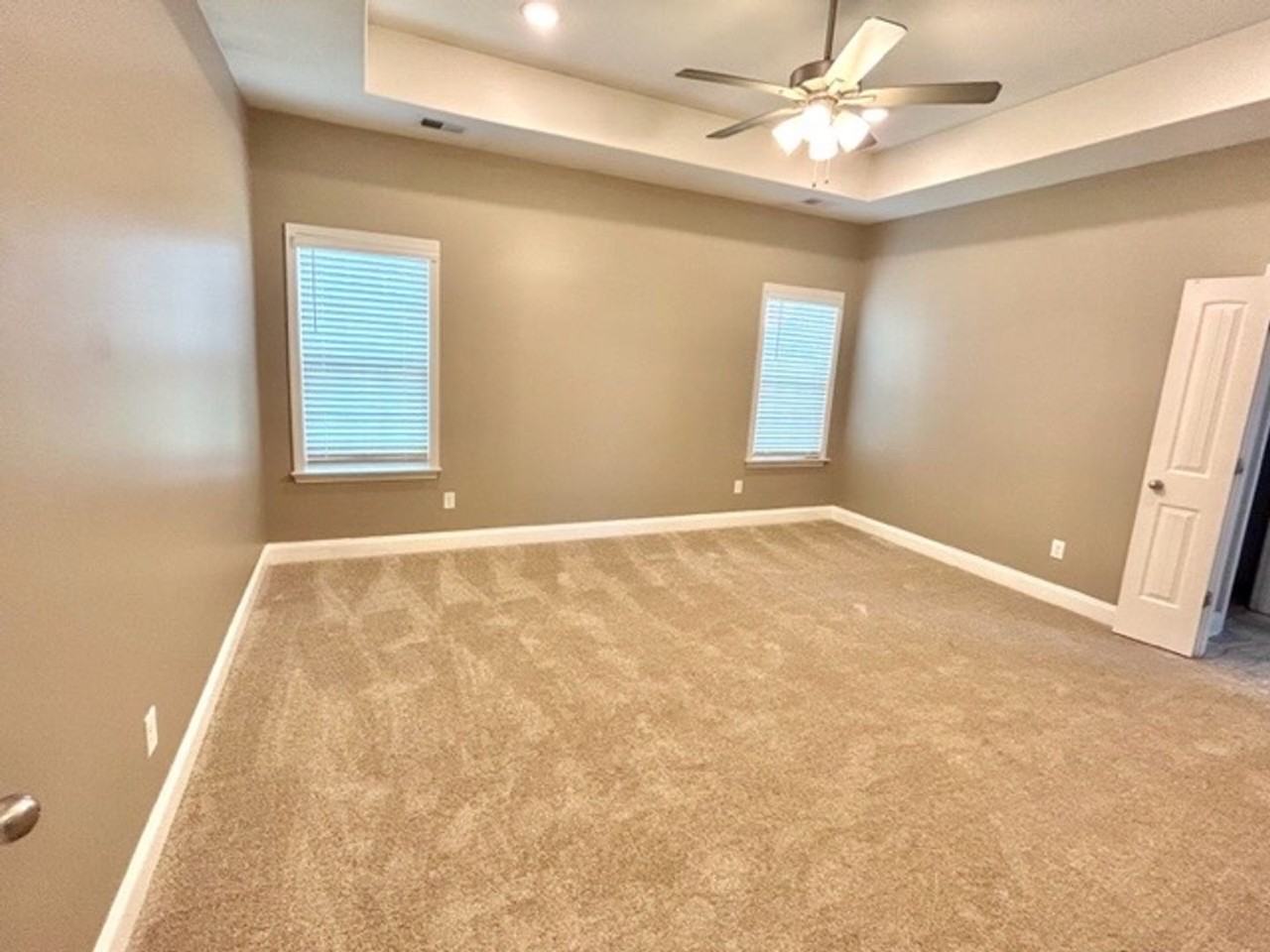 6321 Darwood Dr - Photo 7 of 15