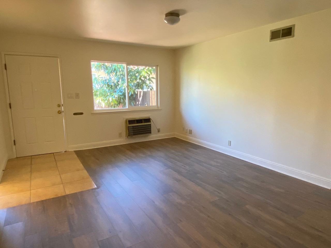 442 Fir St - Photo 6 of 19