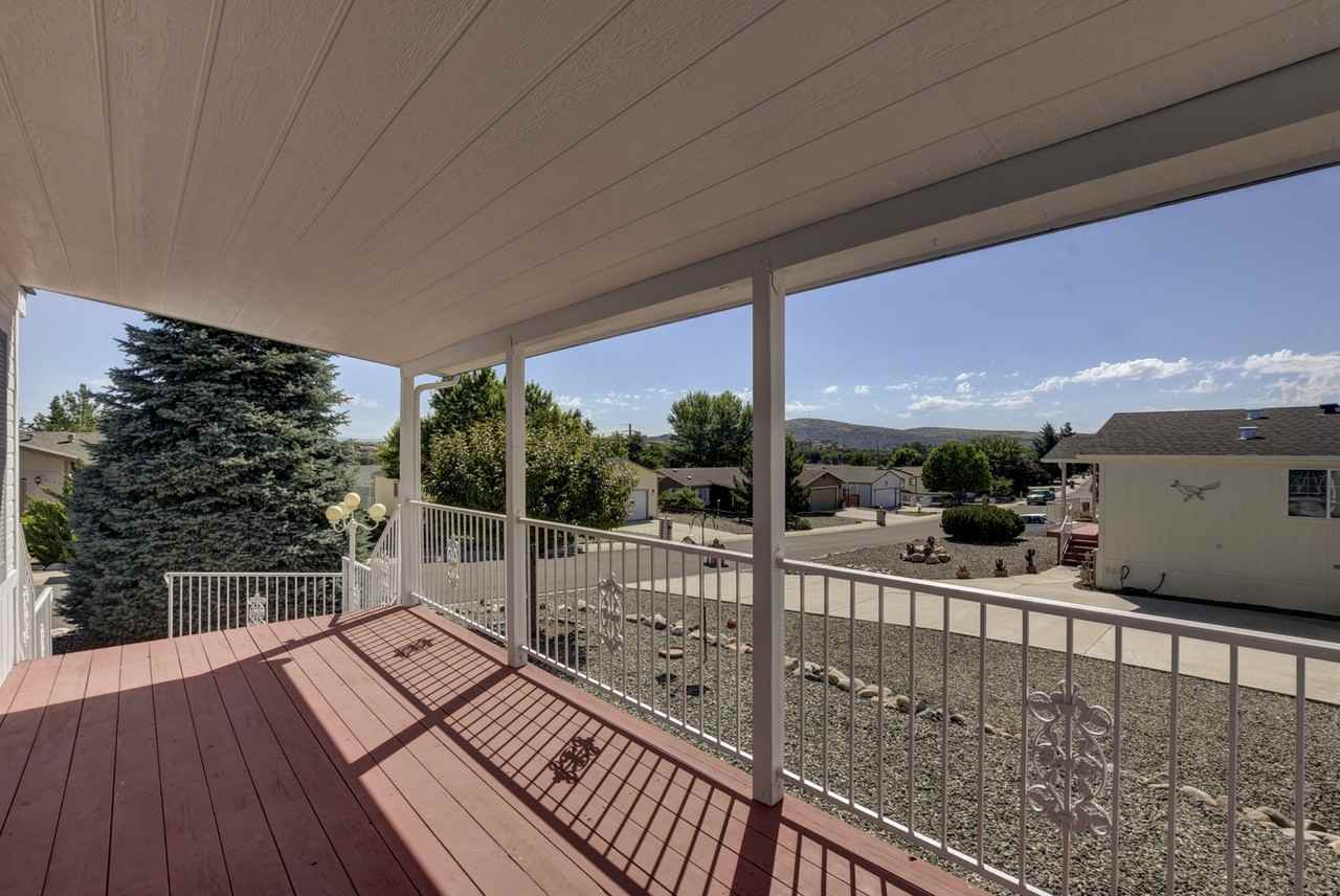 2924 Kendra Dr - Photo 4 of 26