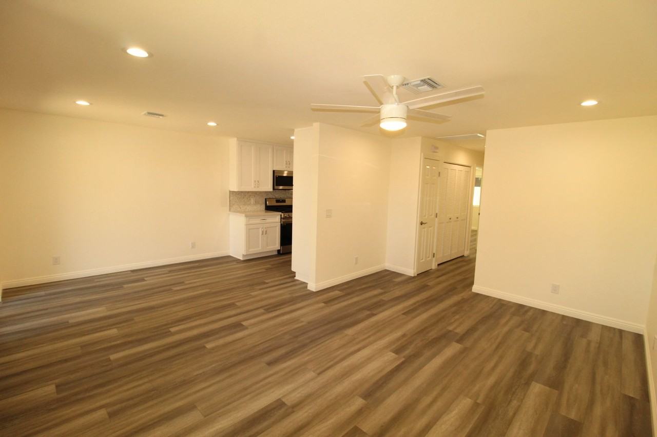 577 Thoreau Ln - Photo 4 of 24