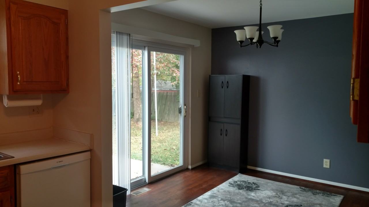 8436 Linderwood Ln - Photo 4 of 12