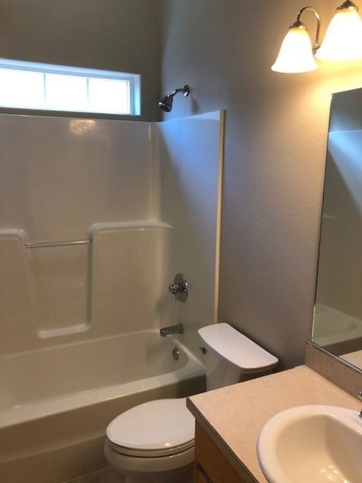 136 Sw Sharon Jane Pl - Photo 4 of 15