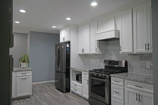 4136 Kings Dr - Photo 1 of 1