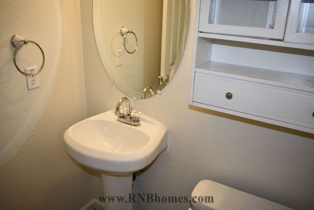 5228 Del Vista Way - Photo 7 of 16