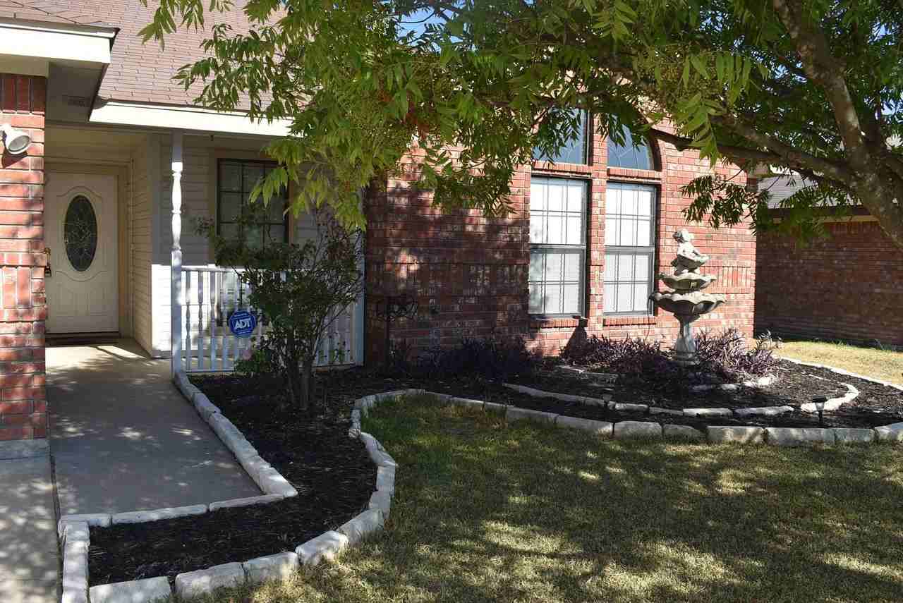 3905 Littlerock Dr - Photo 3 of 34