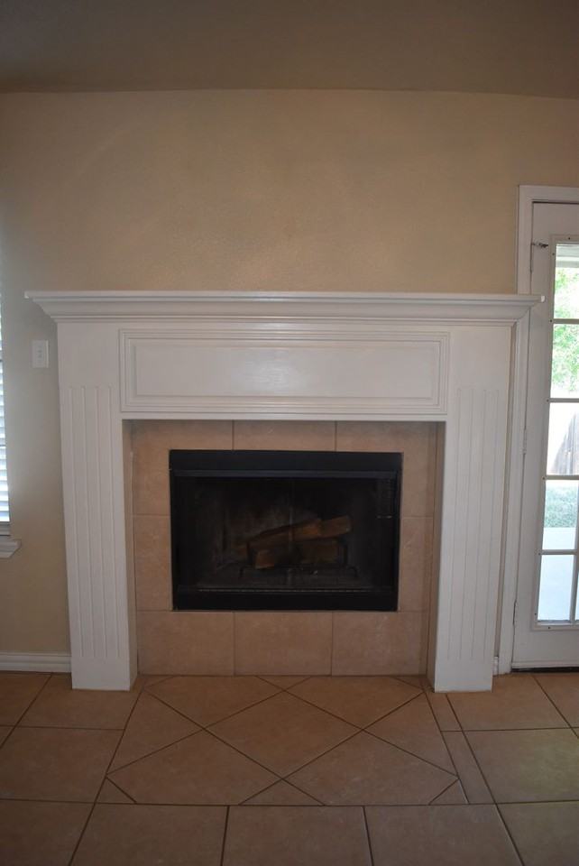 3905 Littlerock Dr - Photo 7 of 34
