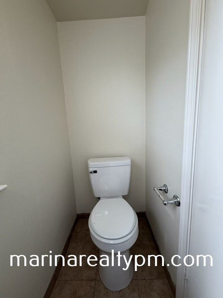 115 James River Rd - Photo 6 of 39