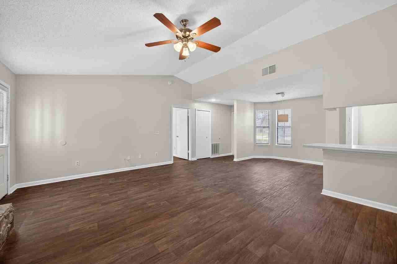 13142 Annandale Dr S - Photo 2 of 16
