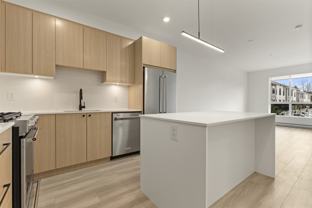 2771 209-2771 Montrose Avenue #1 - Photo 1 of 1