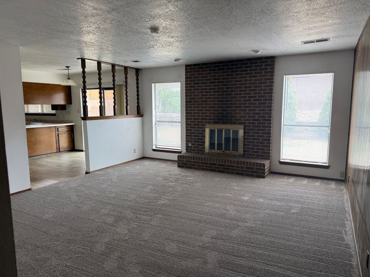 5310 Edwards Dr Ne - Photo 3 of 25