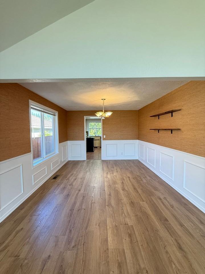 2491 Greenfield Ct - Photo 5 of 25