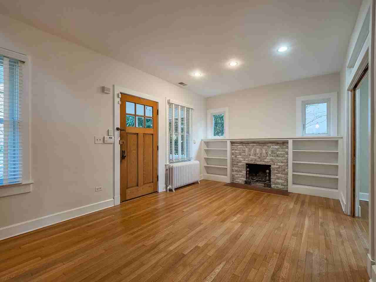 3714 Chesapeake St Nw ##Nw - Photo 5 of 49