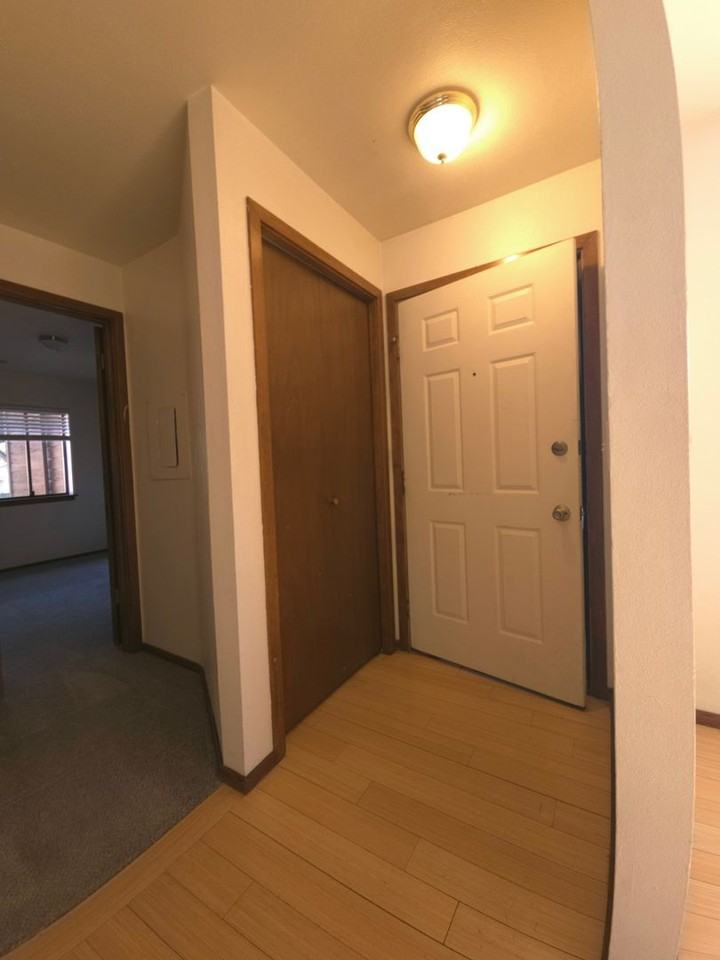 525 Manhattan Dr #201 - Photo 4 of 24