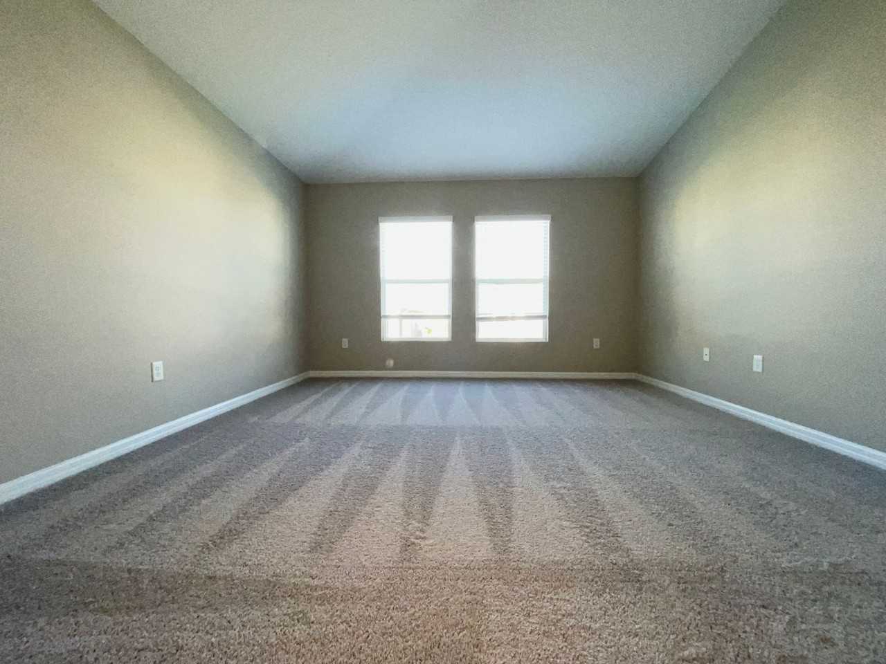 1544 Axel Cir - Photo 7 of 14