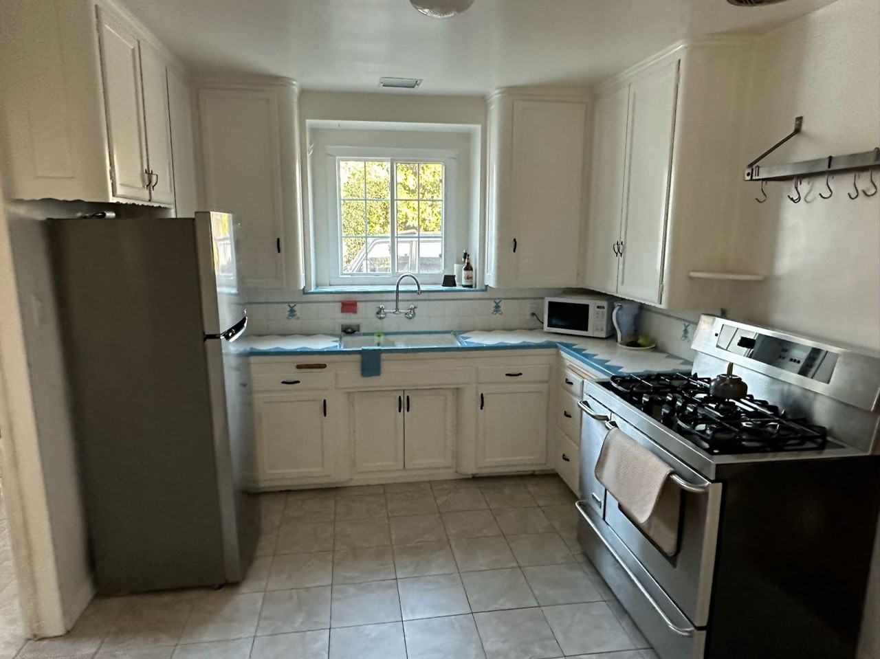 140 W Terrace Dr - Photo 6 of 20