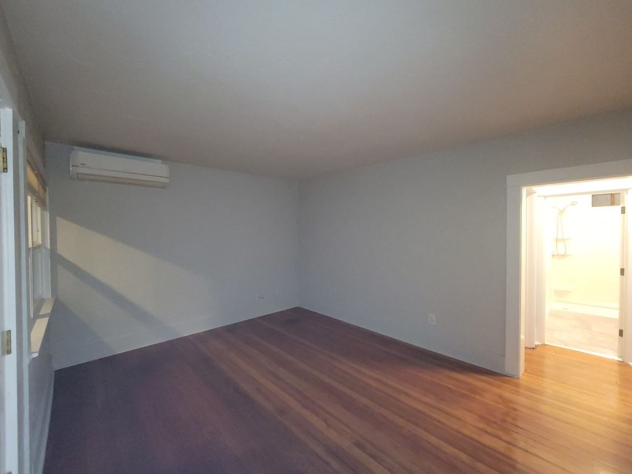 845 W 26th Ave - Photo 2 of 16