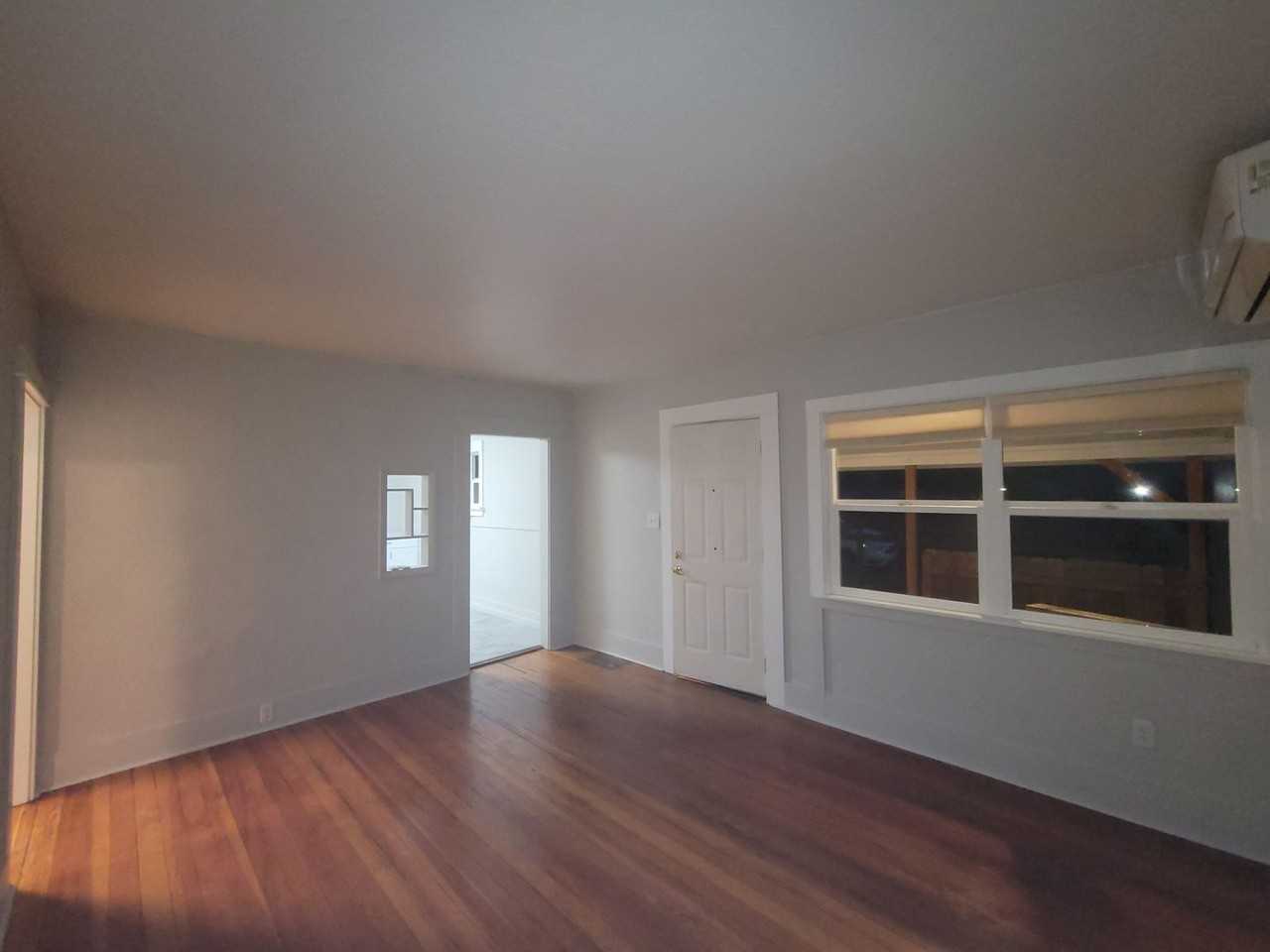 845 W 26th Ave - Photo 3 of 16