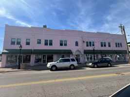 featured image of 301 W Benson St