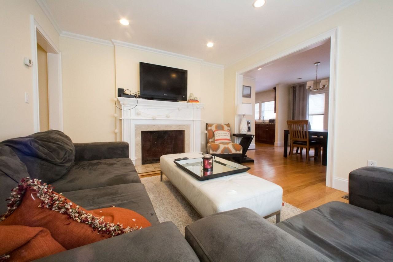 35 Beaconsfield Rd - Photo 6 of 17
