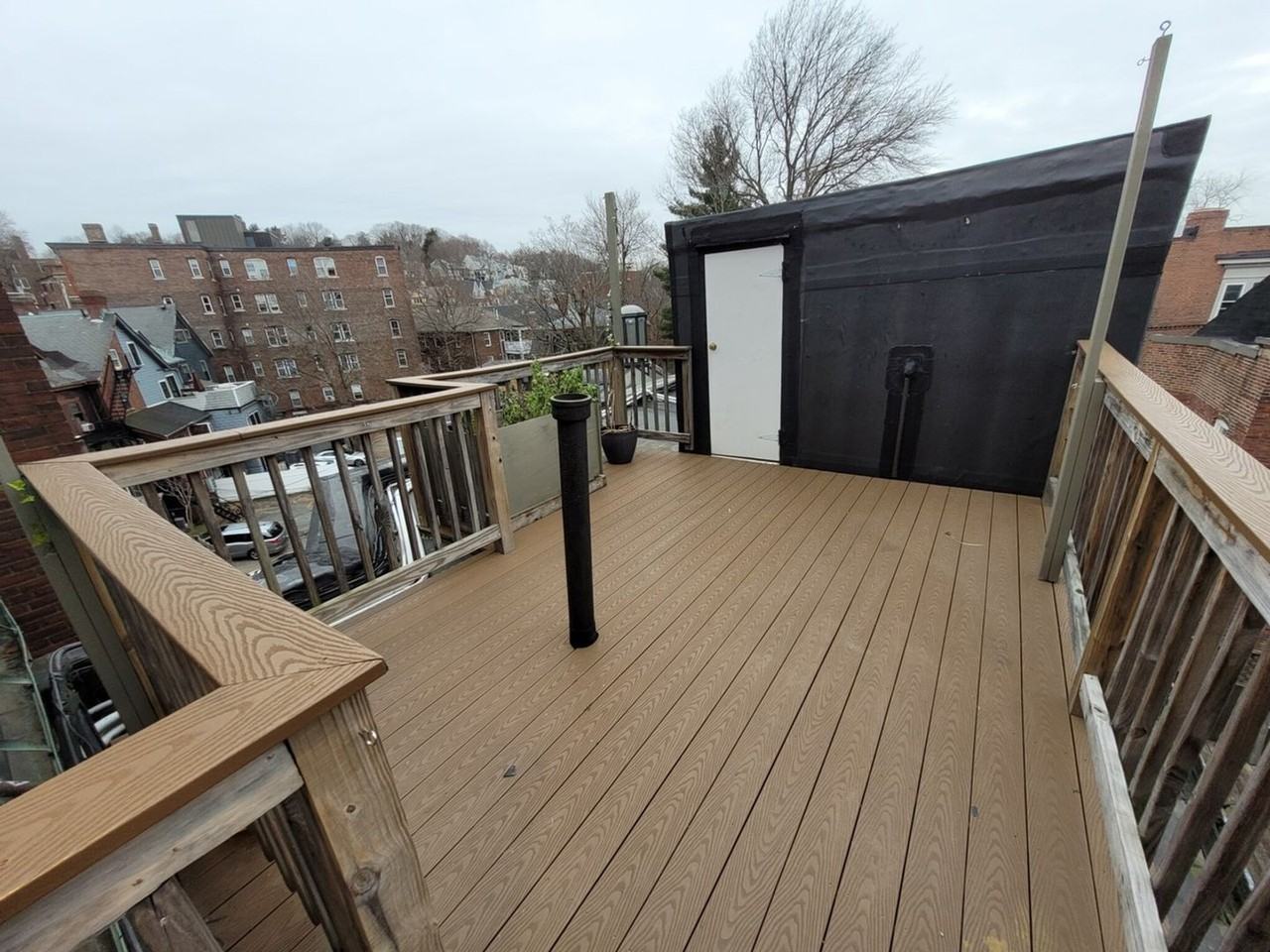 1402 Beacon St #11 - Photo 3 of 9