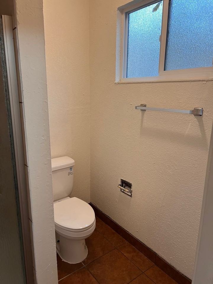 Tahoe Townhouse Apts. - Photo 2 of 5