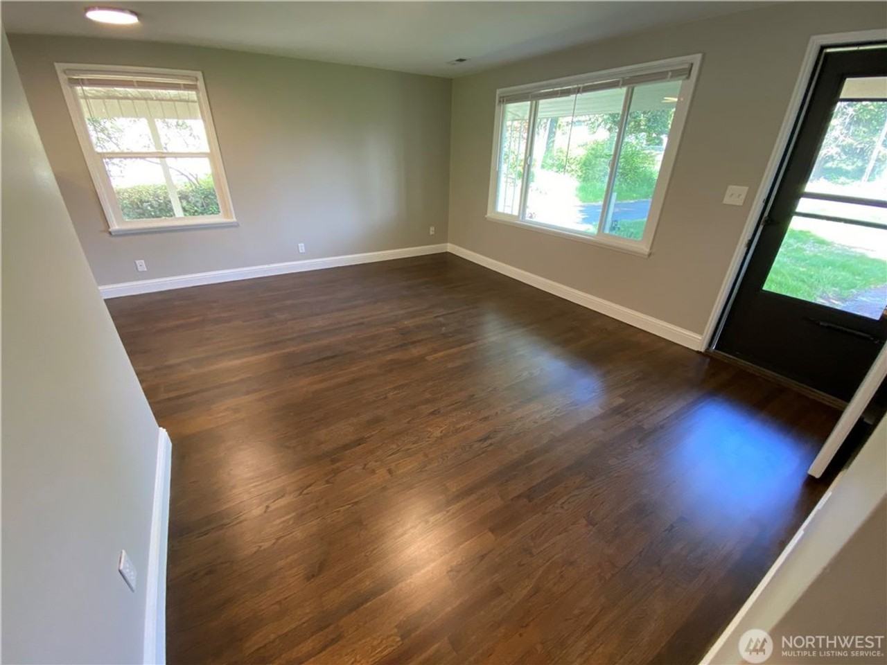 4807 S 172nd Pl - Photo 2 of 11