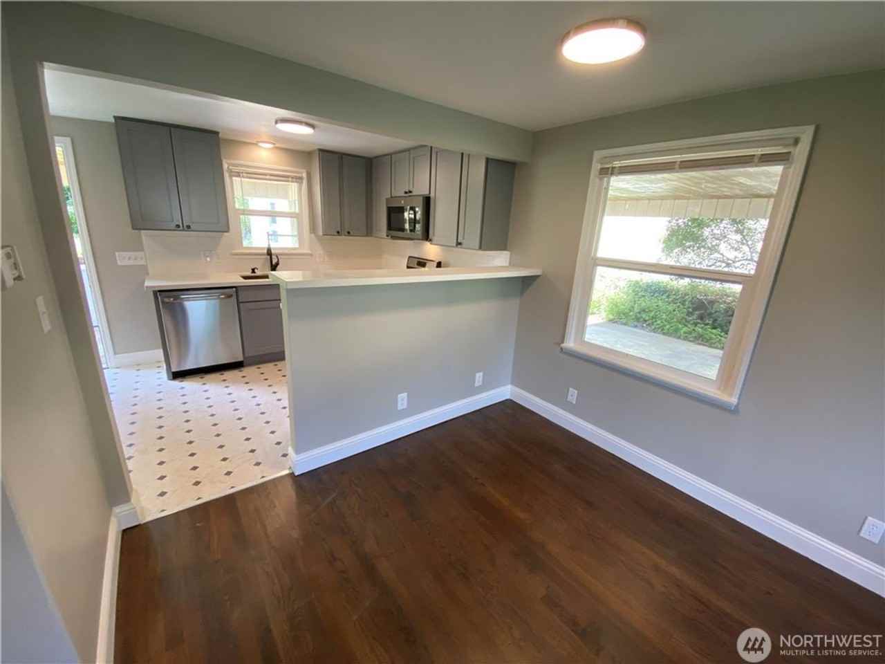 4807 S 172nd Pl - Photo 3 of 11
