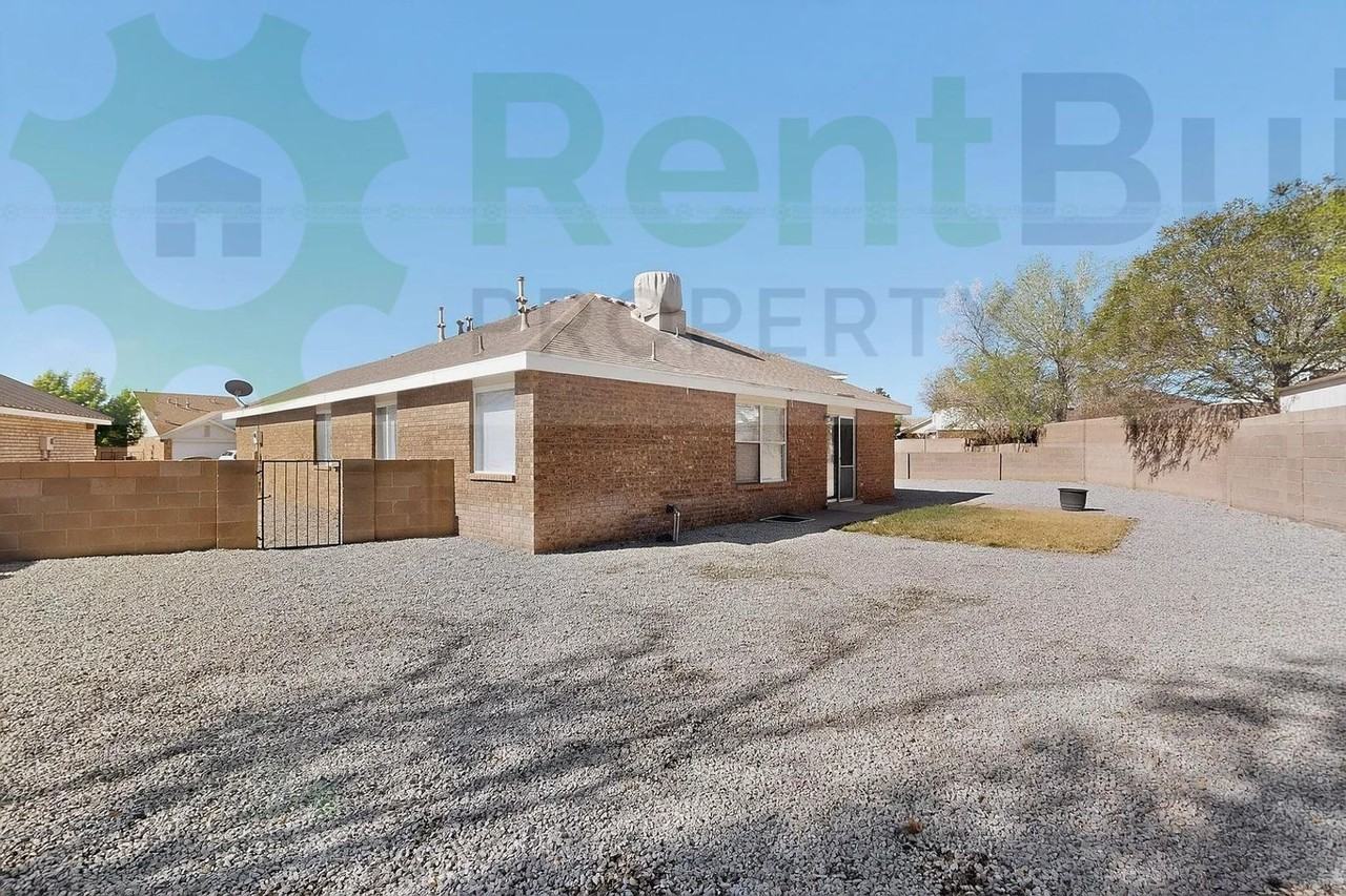 7109 Acton Ct Nw - Photo 3 of 22