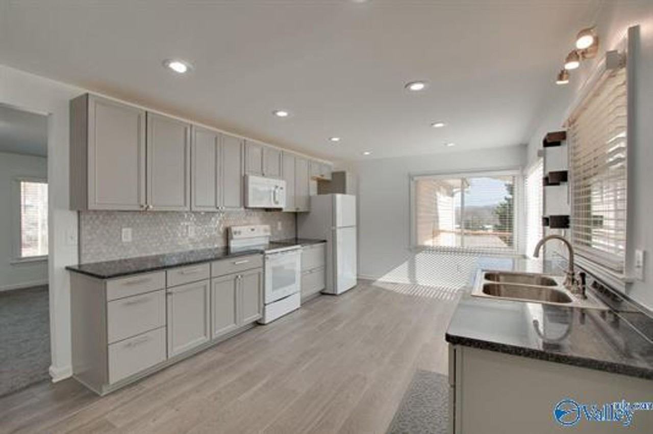 365 Ne Morris Rd - Photo 4 of 19